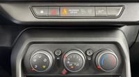 Dacia Sandero 1.0 SCe 65ch Confort -22 — photo 19