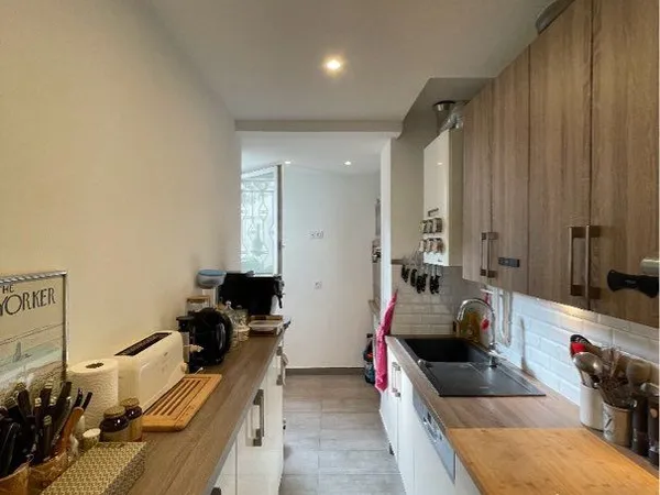 Appartement 3 pièces de 66 m² avec parking et cave - Centre-ville de Courbevoie