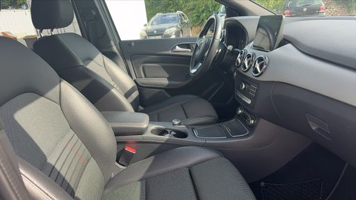 Mercedes Classe B 160 CDI 90 7G-DCT - Sensation – 2018 – 72887 km – Diesel – Boîte Automatique — photo 11