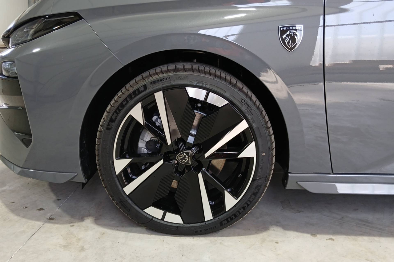 Peugeot 308 SW — photo 9