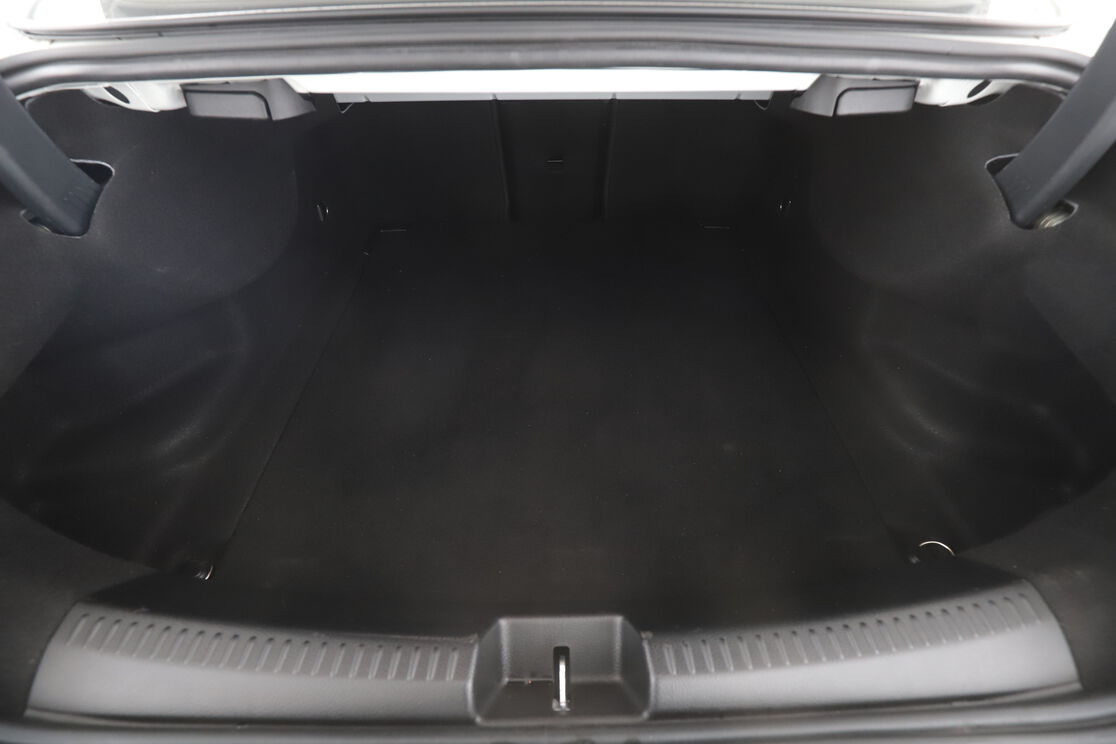 Mercedes-Benz CLA 200 AMG Line 7G-DCT — photo 16