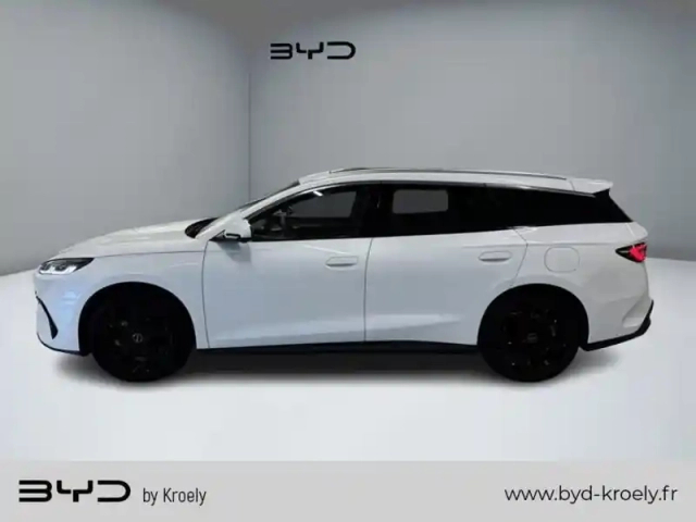 Byd Seal 6 1.5 phev dm-i comfort lite — photo 2