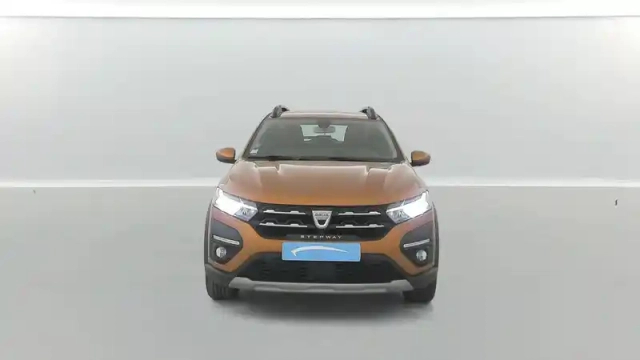Dacia Sandero eco-g 100 — photo 17