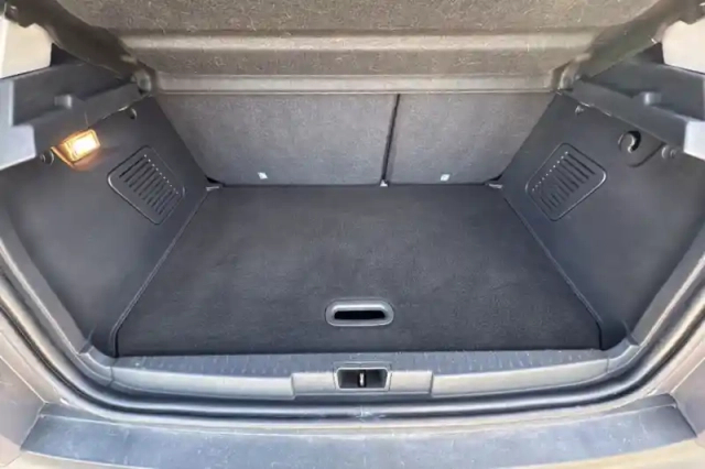 Renault Captur tce 120 energy — photo 28