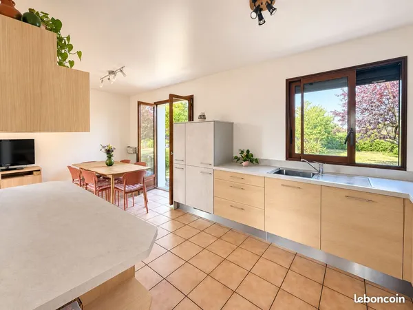 Maison 5 pièces 80 m²