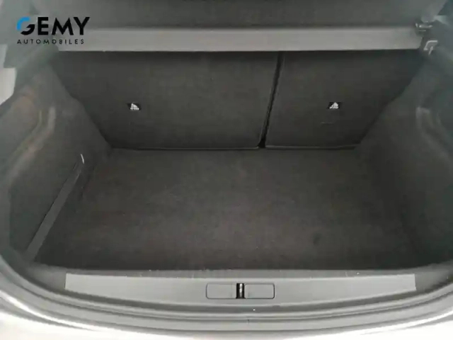 Peugeot 208 puretech 75 s&amp;s bvm5 — photo 6