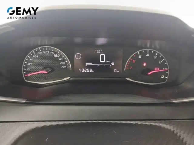 Peugeot 208 puretech 75 s&amp;s bvm5 — photo 55