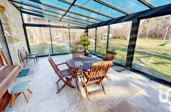 Maison 5 pièces 222 m²
