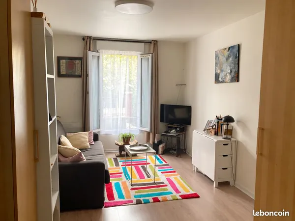 Saint-Cloud - Studio meublé 20 m² avec extérieur privatif