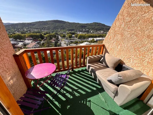 Maison 5 pièces 155 m2 parfait état proche centre ville