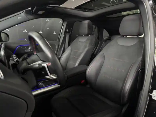 Mercedes Gla 200 d amg line — photo 38
