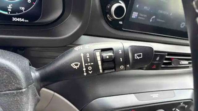 Hyundai I20 1.0 t-gdi 100 dct-7 hybrid 48v — photo 20