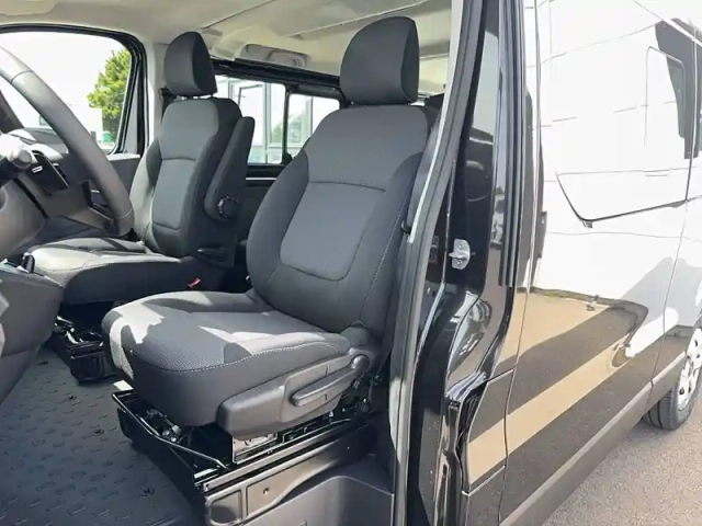 Renault Trafic fg blue dci 150 l2h2 3t gsr2 — photo 9