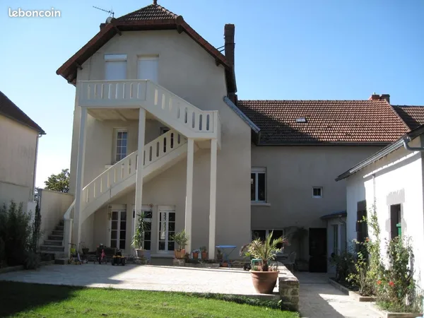À saisir GrandeMaison de caractère