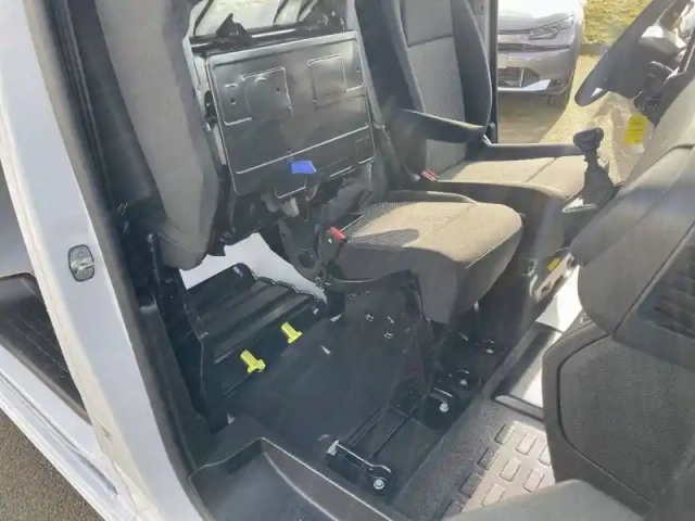 Opel Vivaro fgn taille m bluehdi 145 s&amp;s bvm6 — photo 48