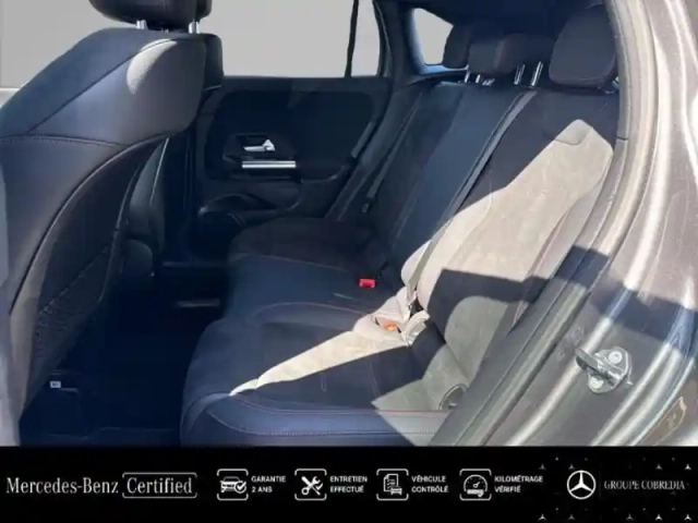 Mercedes Gla 200 d 150ch amg line 8g-dct — photo 11