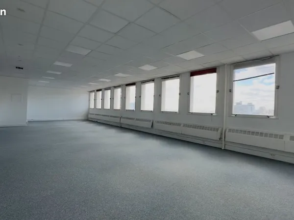 Bureaux 68 m²