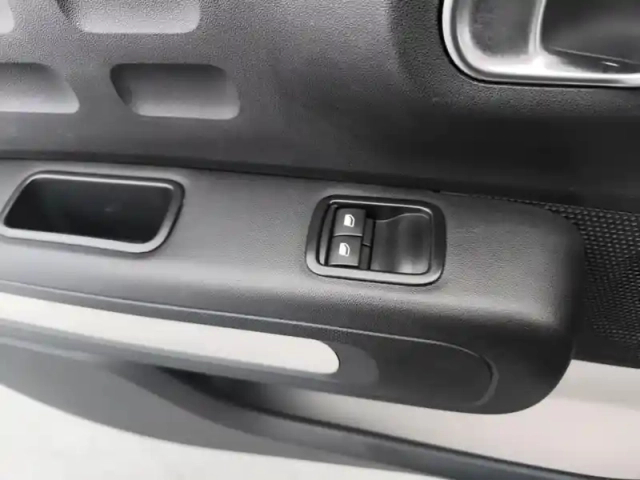 Citroën C3 bluehdi 100 ch bvm6 plus — photo 20