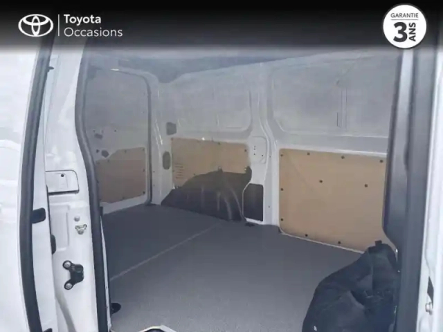 Toyota Proace medium electric 136ch 75kwh startconflook jo p24 — photo 12