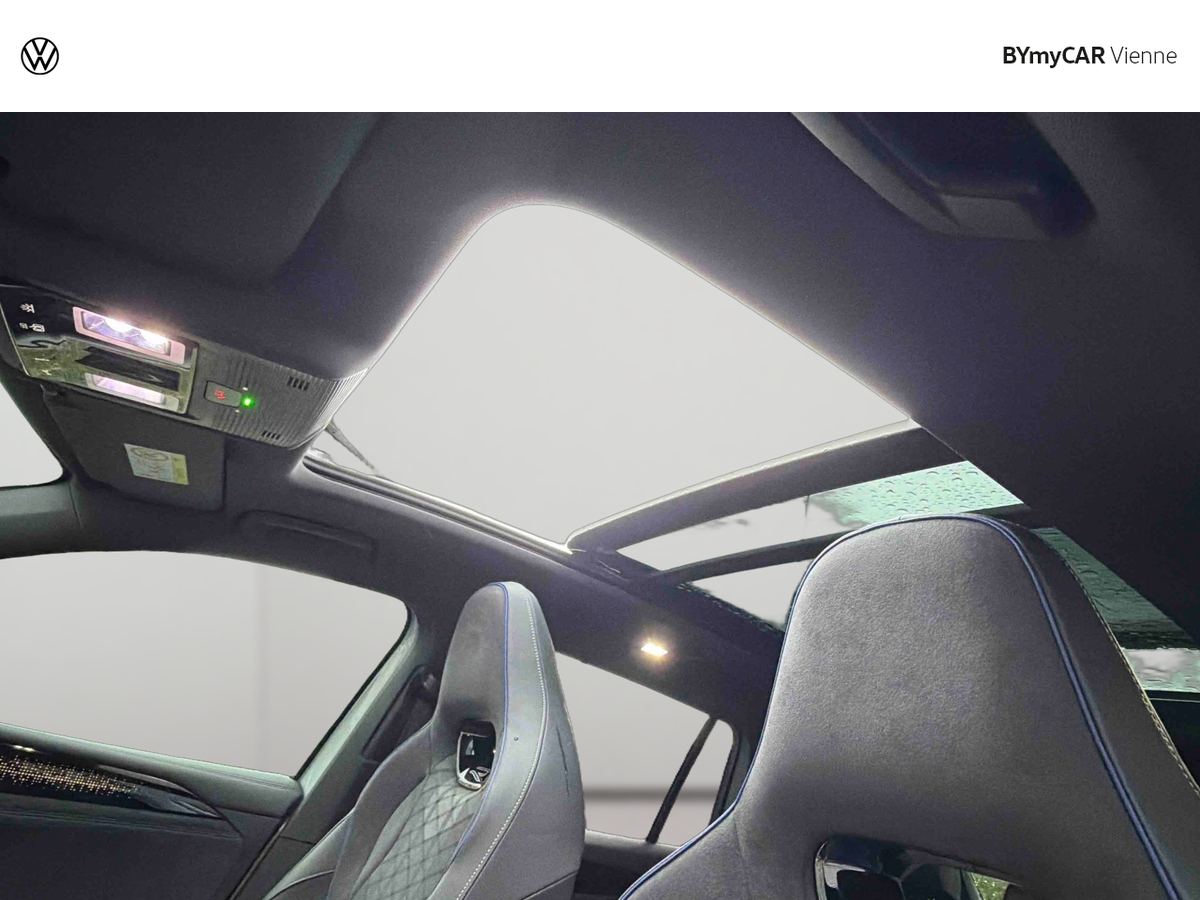 Volkswagen Tiguan 1.5 eHybrid 204ch DSG6 — photo 22