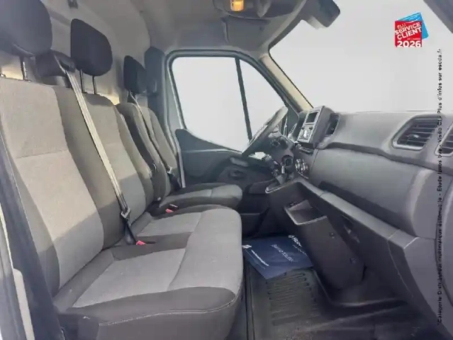 Renault Master fg f3500 l2h2 2.3 blue dci 135ch confort euro6 — photo 20