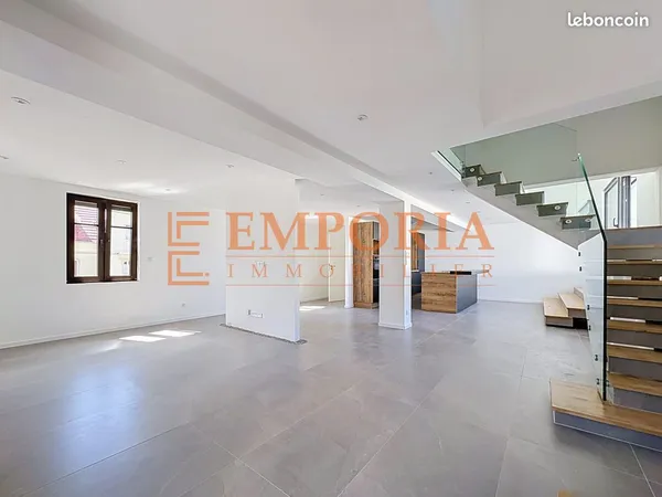 Duplex 3 pièces 110 m²