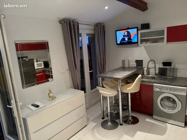 Particulier loue un Studio meublé à Agosta Plage
