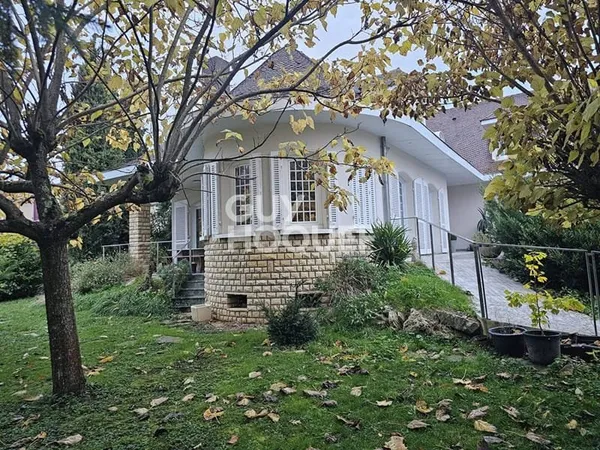 Maison 6 pièces 208 m²