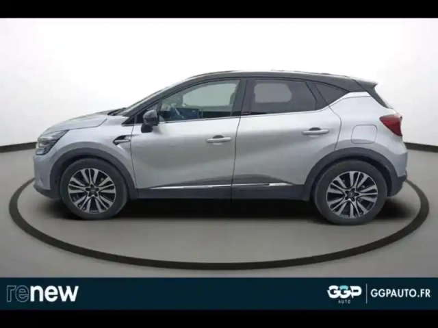 Renault Captur 1.6 e-tech hybride rechargeable 160ch initiale paris -21 — photo 3
