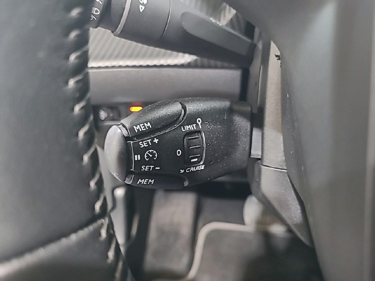 Peugeot 208 electrique 50 kwh 136ch style — photo 23