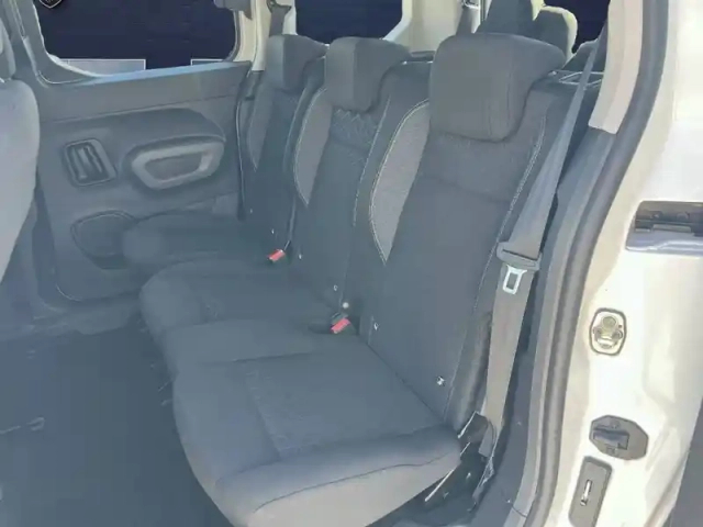 Peugeot Rifter standard bluehdi 100 s&amp;s bvm6 — photo 40
