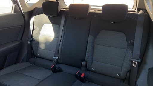 Renault Captur 1.6 E-TECH 145 Hybrid EDC - Techno – 2023 – 117842 km – Hybride essence – Boîte Automatique — photo 38