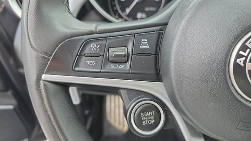 Alfa Romeo Giulia 2.2 JTD 210 Q4 AT8 - Veloce Ti – 2020 – 115288 km – Diesel – Boîte Automatique — photo 12