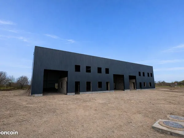 LOCAL D'ACTIVITE 398 m² BÉTHENY