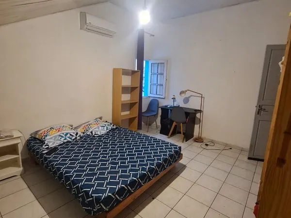 Chambre colocation Saint-Pierre