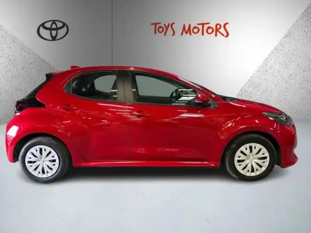 Toyota Yaris hybride 116h dynamic — photo 4
