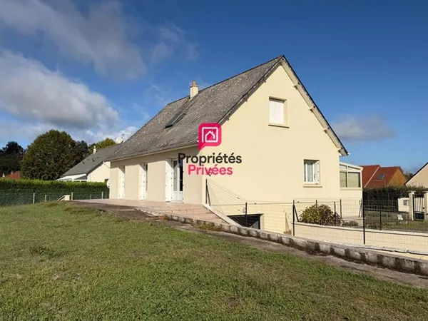 Maison - Proche CHINON - 5 pièce(s) 122 m2 - sous sol - Terrain 2115m2
