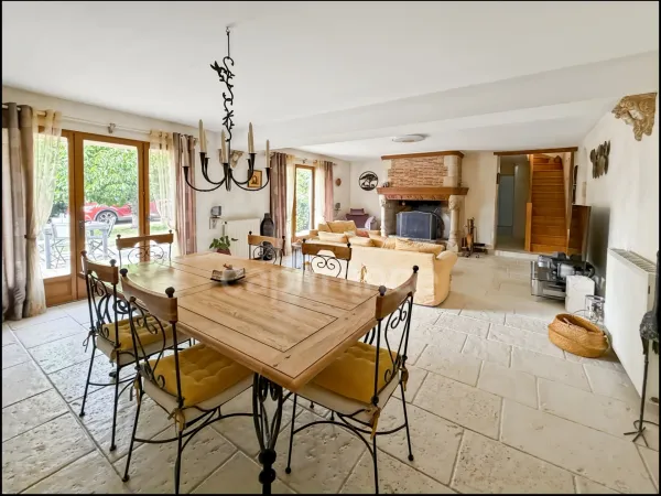 Maison 6 pièces 165 m²