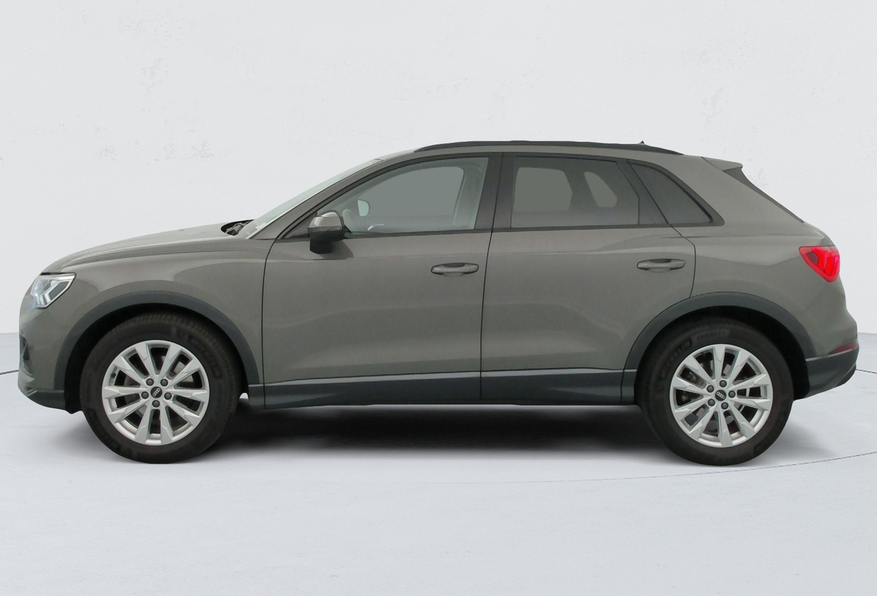 Audi Q3 — photo 2