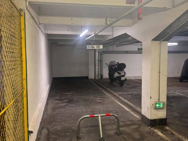 Parking 25 m²