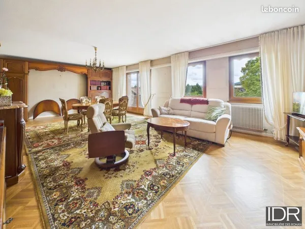 Appartement 5 pièces 168 m²