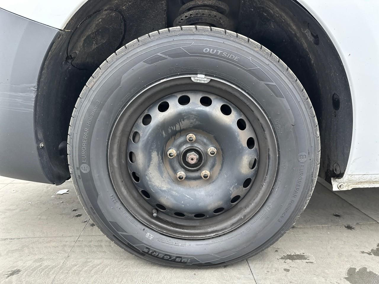 Renault Kangoo express blue dci 80 extra r-link — photo 14