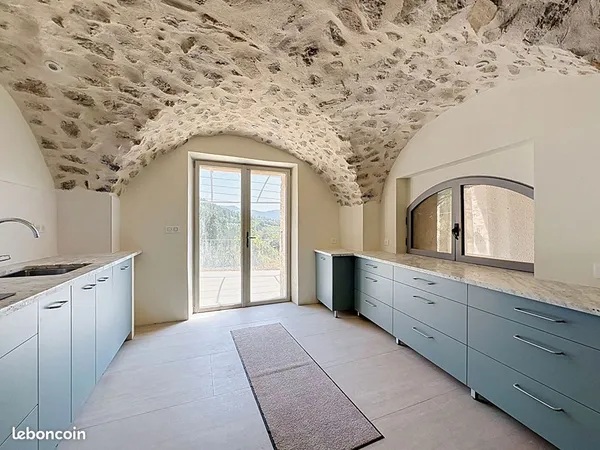 Maison 3 pièces 101 m²