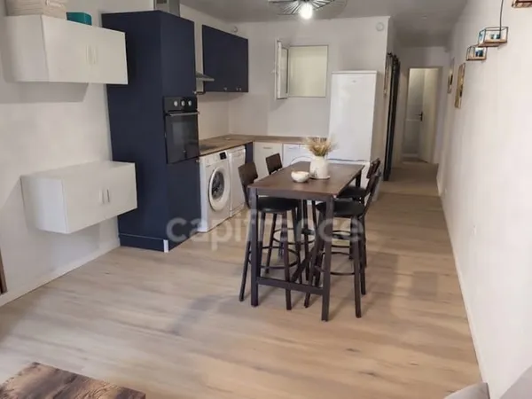 ☀️ **Le Cap d'Agde comme on l'aime !** Un appartement entièrement rénové, climatisé, avec piscine et