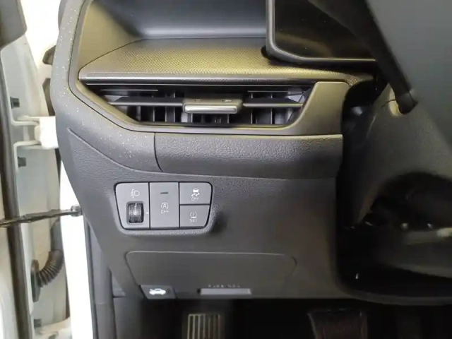 Kia Stonic 1.0 t-gdi 100 ch dct7 — photo 92