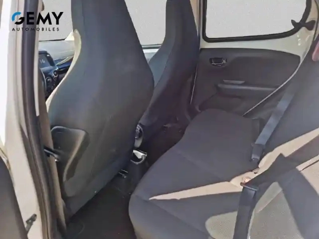 Peugeot 108 vti 72ch s&amp;s bvm5 — photo 10