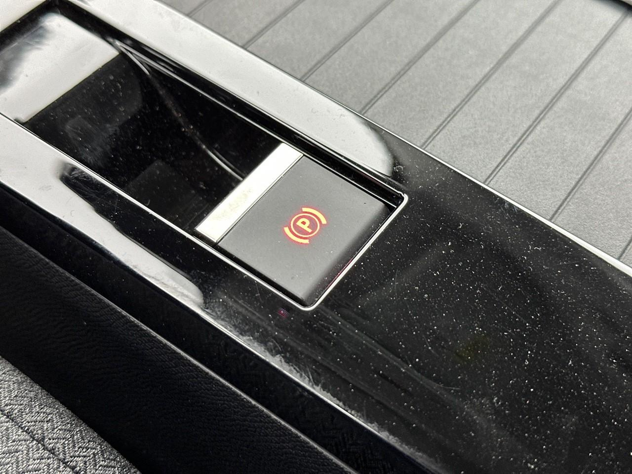 Citroën C4 X hybride 145 ch e-dcs6 you — photo 31