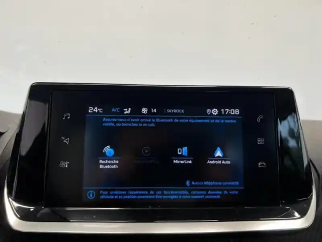 Peugeot 208 1.2 puretech 100ch s&amp;s allure eat8 — photo 14