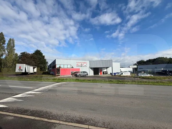 BÂTIMENT D'ACTIVITÉS INDÉPENDANT À LOUER - RENNES