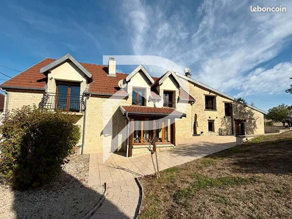 Propriété 6 pièces 170 m²